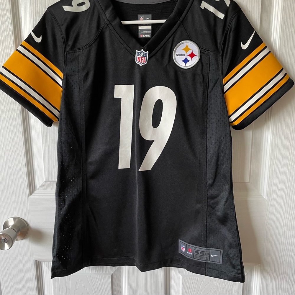 NWT NFL Pittsburgh Steelers JuJu Smith-Schuster Ladies Football Jersey Size Med
